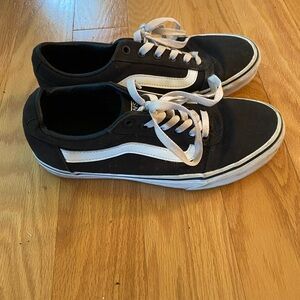 Vans Women’s Black and White Sneakers